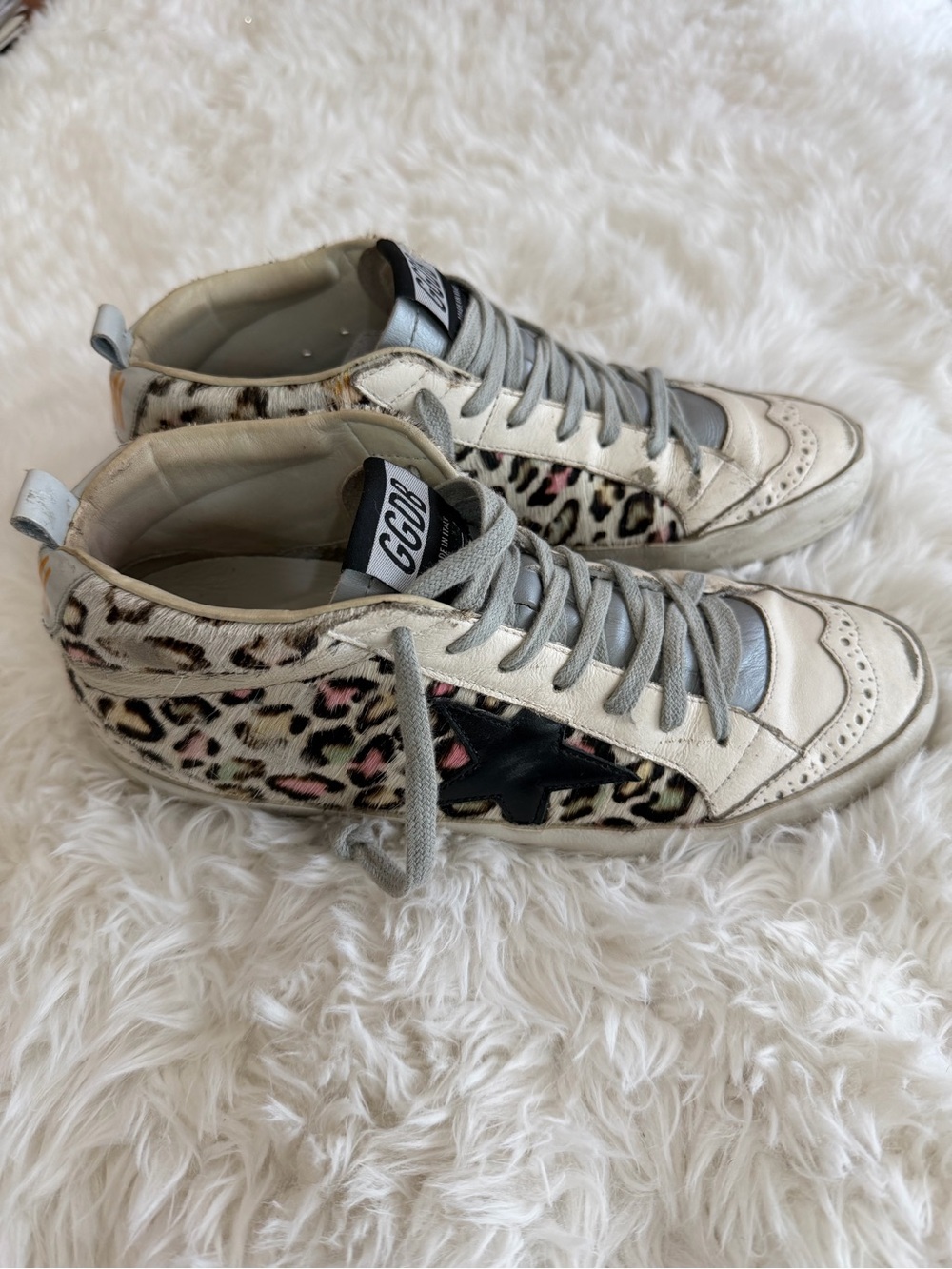 Golden Goose Mid/Star Leopard Print High-Top with Black Star size 38 US 8